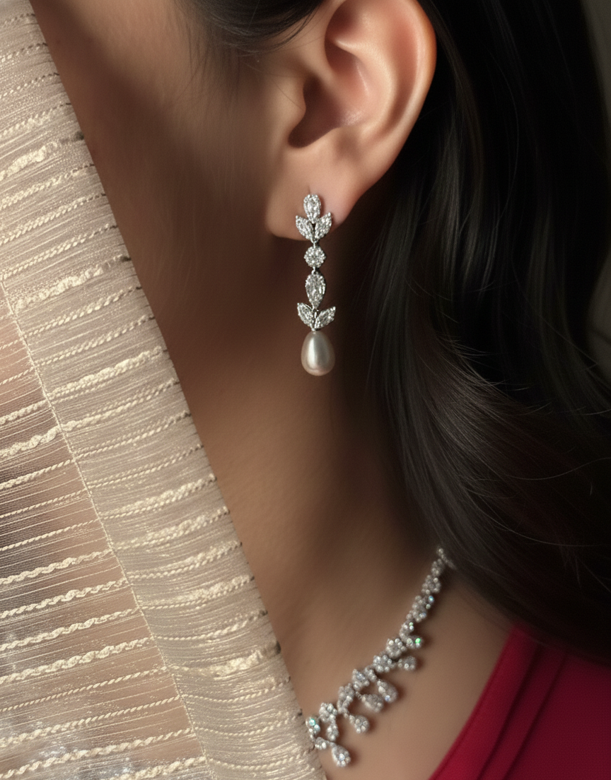 Elise Pearl Necklace Set