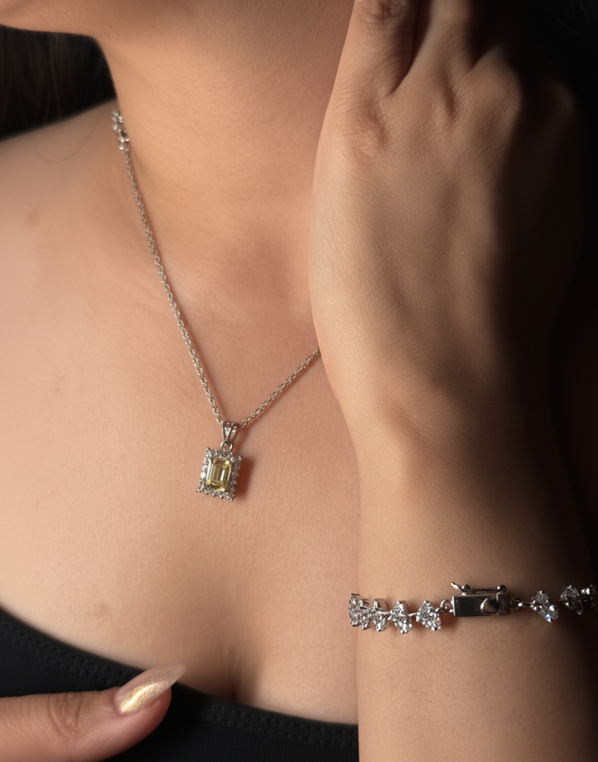 Moonfall Pendant | 925 Silver