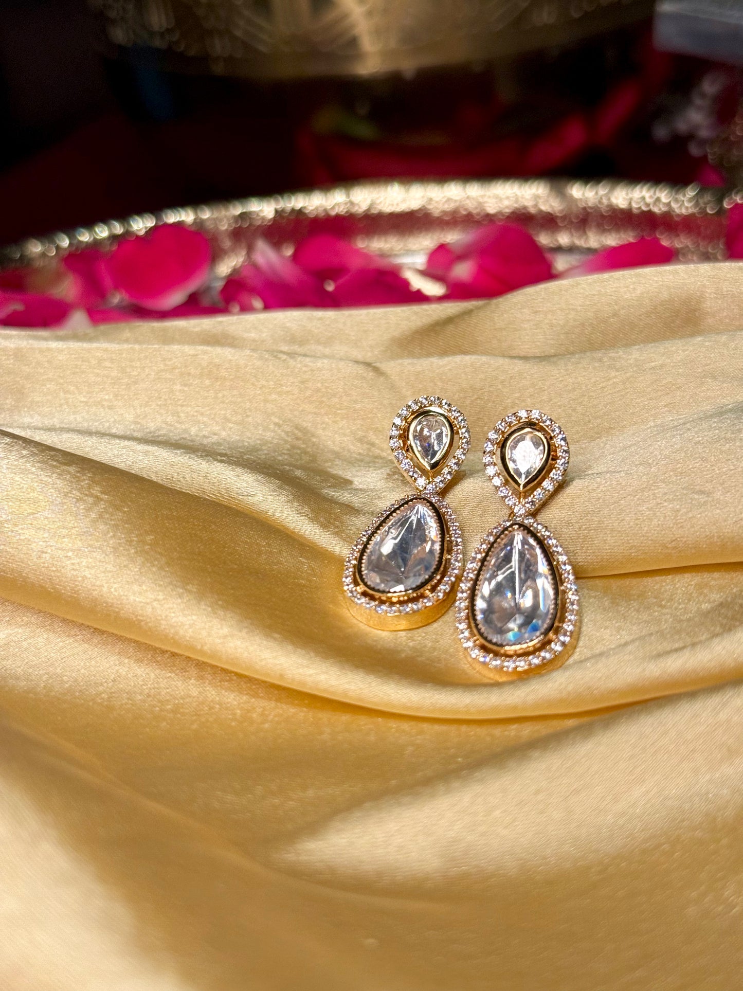Noor Drops Earrings